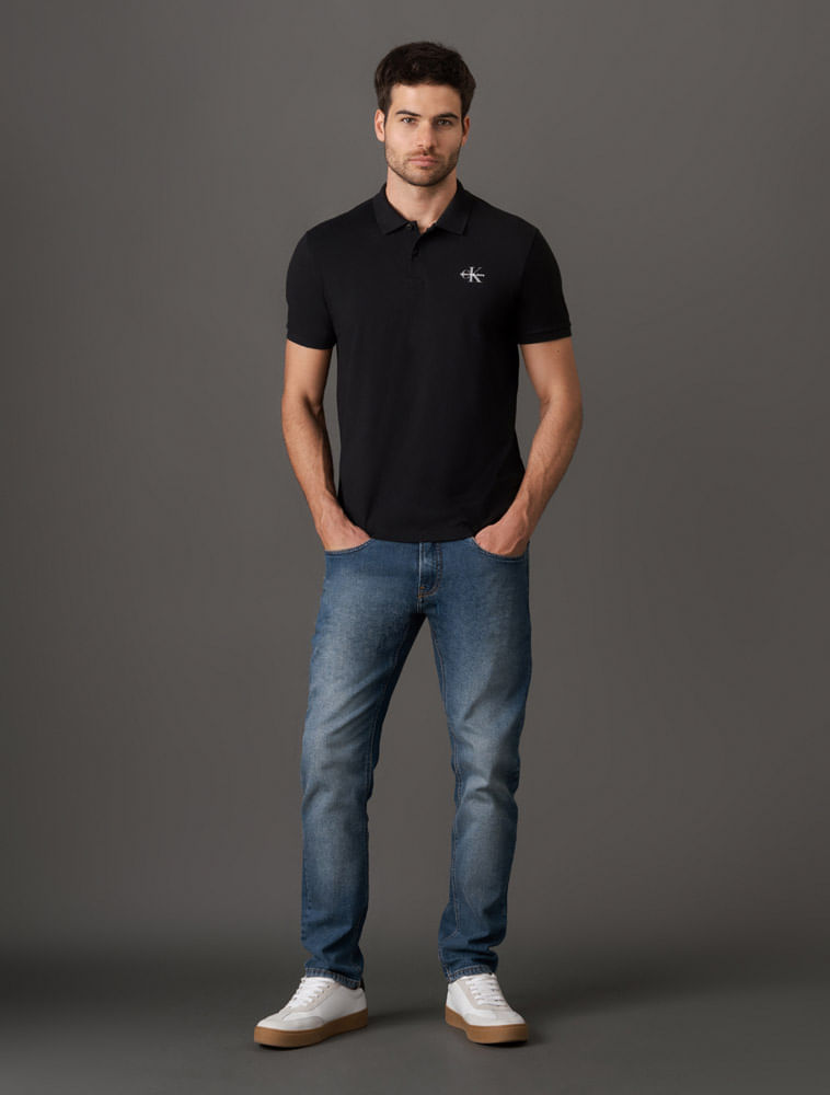 CKJM201_0987_3-POLO-MC-CKJ-MASC-LOGO-RE-ISSUE-PEITO