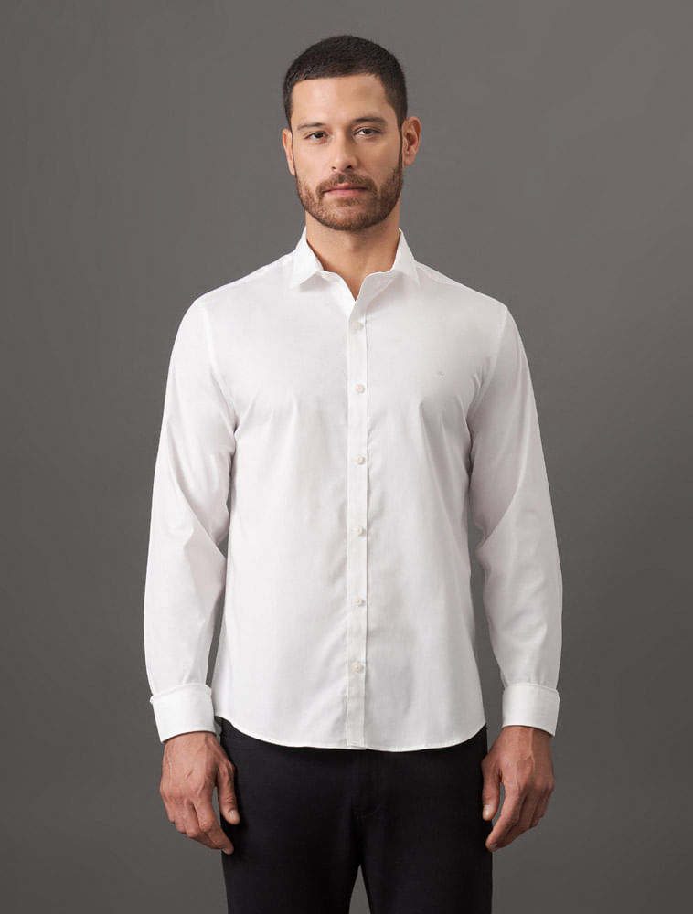 CKJM900C_0900_1-CAMISA-ML-SLIM-LISA-BASICA-LOGO-NO-PEITO