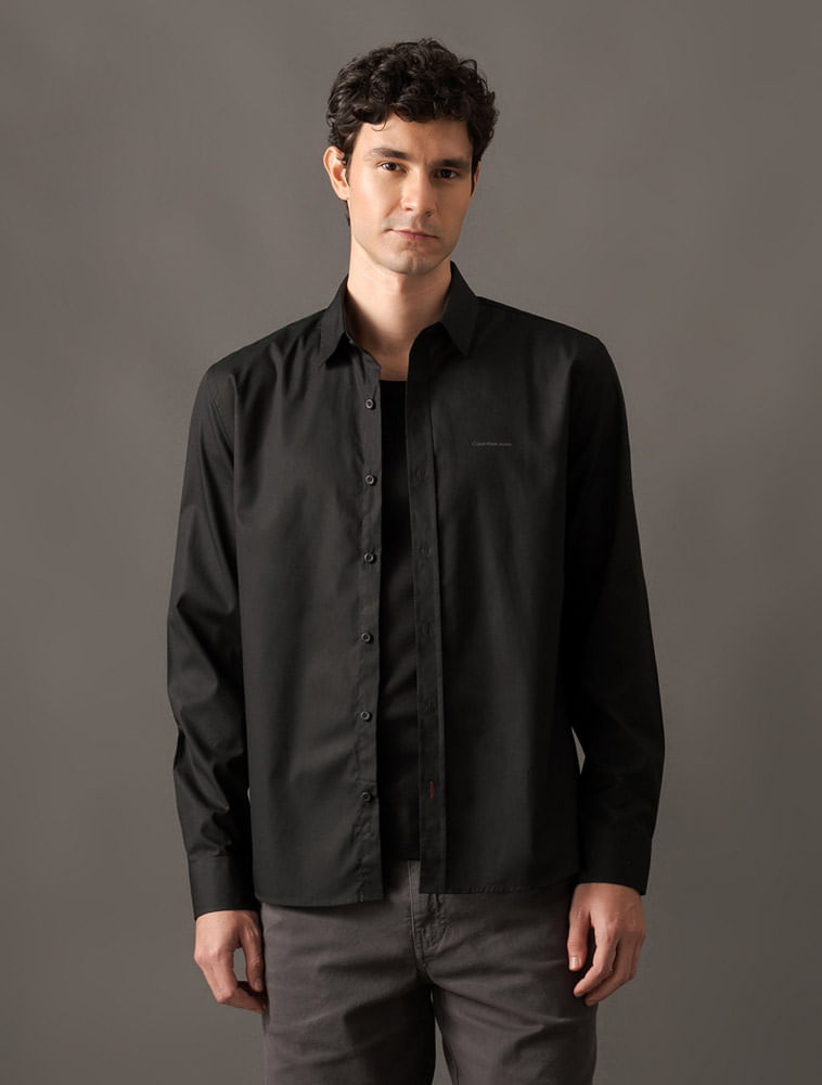 CKJM901_0987_1-CAMISA-ML-REG-LISA-BASICA-LOGO-NO-PEITO
