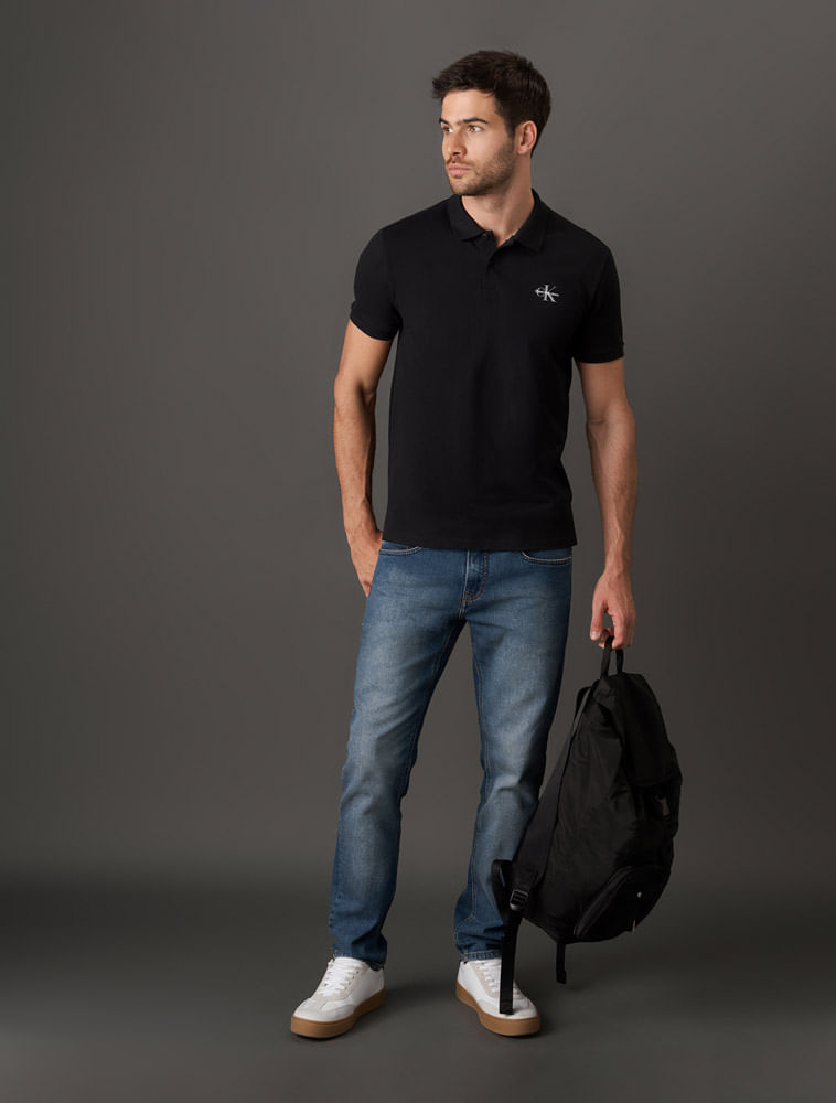 CKJM201_0987_5-POLO-MC-CKJ-MASC-LOGO-RE-ISSUE-PEITO