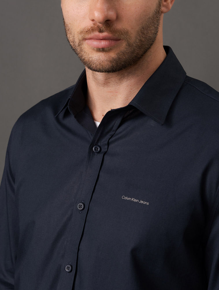 CKJM901_0598_4-CAMISA-ML-REG-LISA-BASICA-LOGO-NO-PEITO