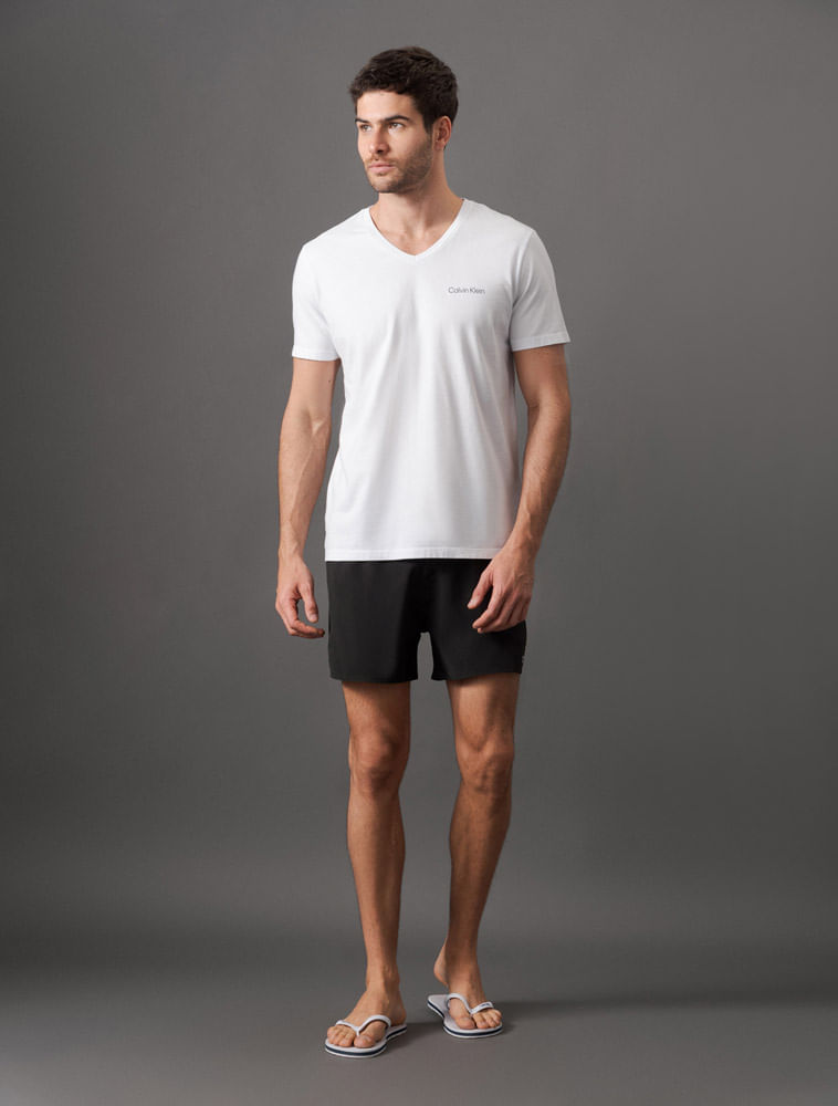 CKSWM102_0900_3-CAMISETA-MC-SWIMWEAR-MASC-DECOTE-V