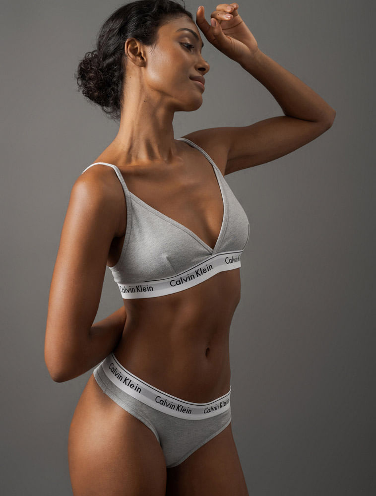 MAR4005_0966_5-TOP-TRIANGULO-MODERN-COTTON