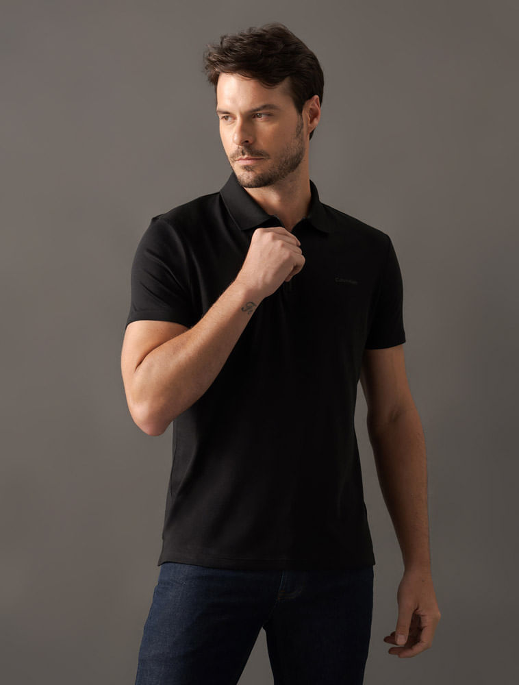 40BC226_0987_5-POLO-CK-M-C-C--ZIPER-LOGO-NO-PEITO