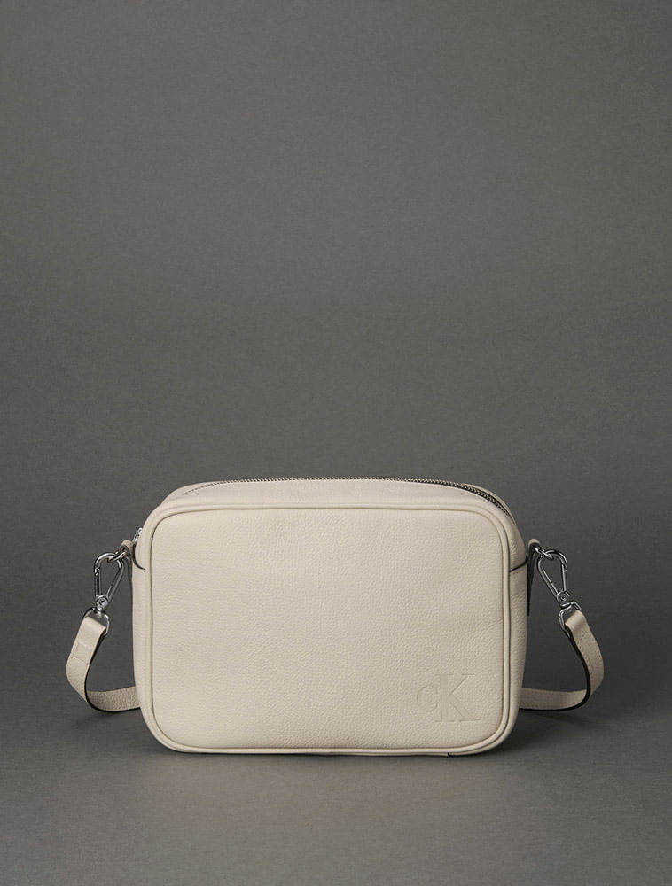 CF5OF86BL494_0703_1-BOLSA-MEDIA-CKJ-QUEIMA-CK