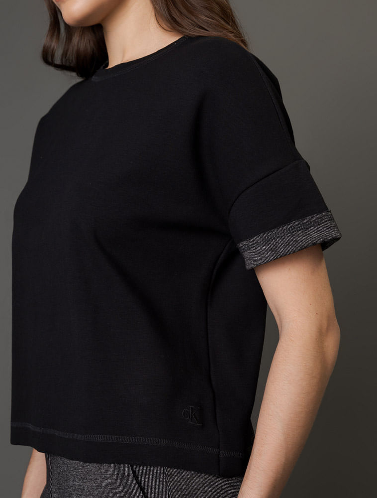 CF5OC01BC189_0987_4-CAMISETA-CKJ-FEM-MALHA-TEXTURA