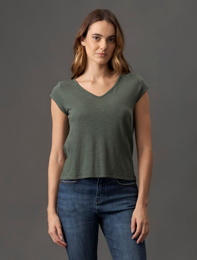 CF5OC01BC196_0615_1-CAMISETA-CKJ-FEM-GAZE-DECOTE-V