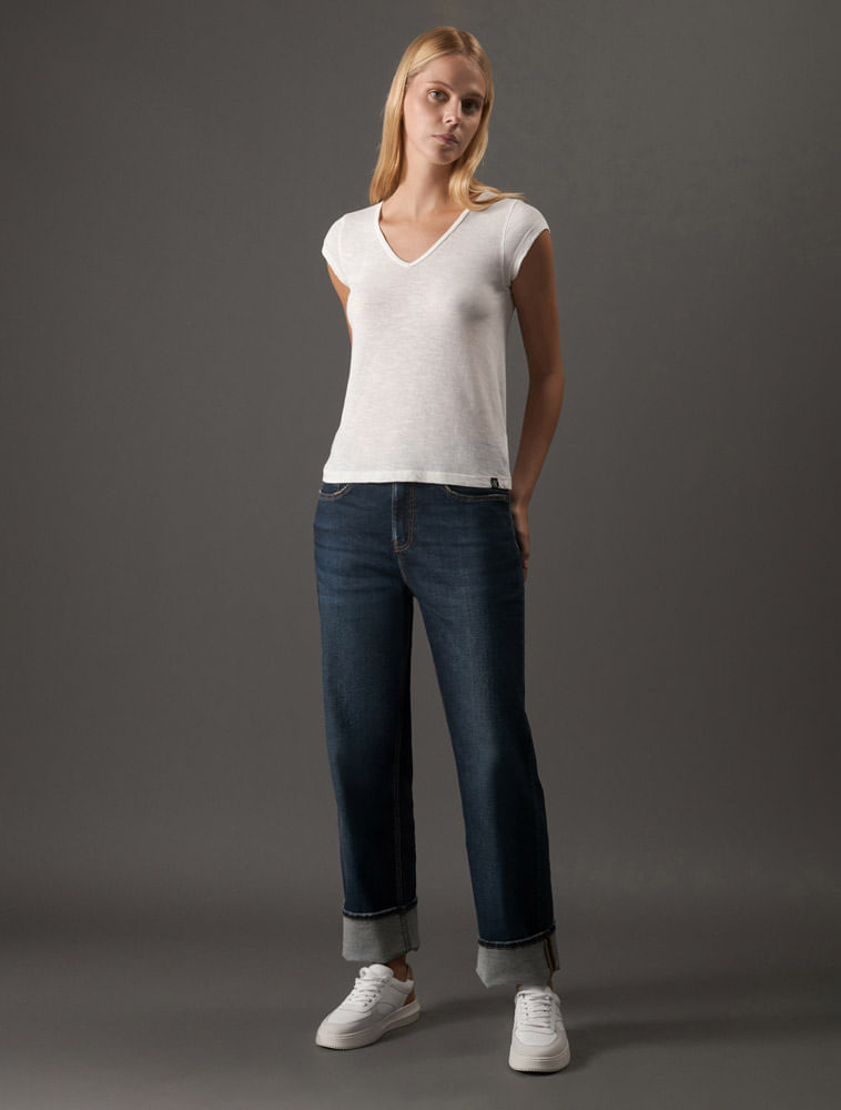 CF5OC01BC196_0111_3-CAMISETA-CKJ-FEM-GAZE-DECOTE-V