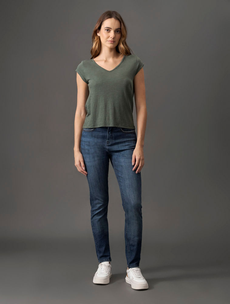 CF5OC01BC196_0615_3-CAMISETA-CKJ-FEM-GAZE-DECOTE-V