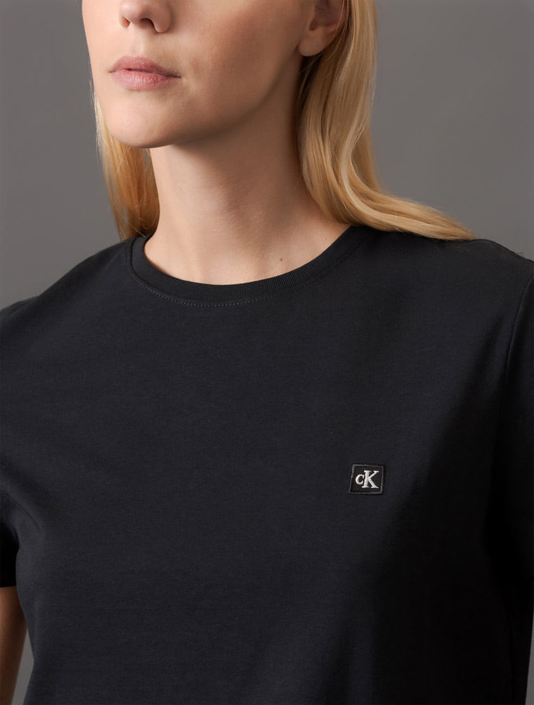 CF5OC01BC204_0987_4-CAMISETA-MC-CKJ-FEM-EGIPCIO-PATCH