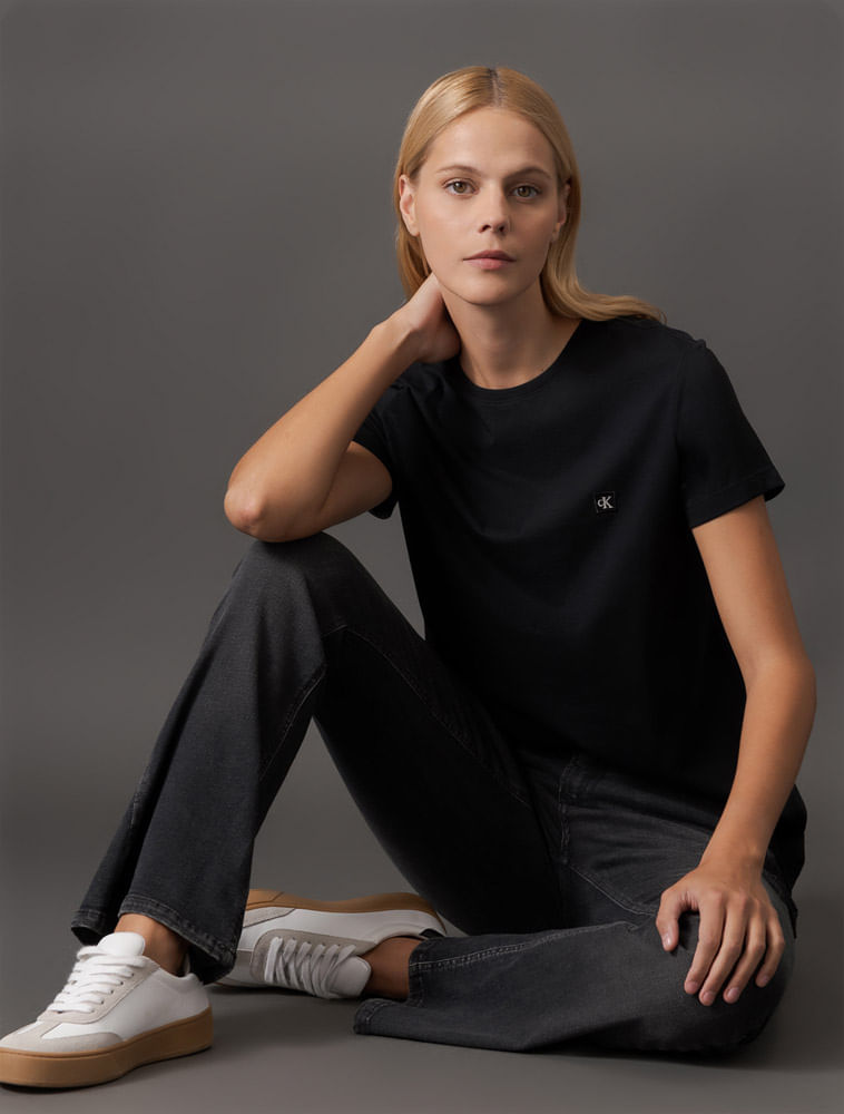 CF5OC01BC204_0987_5-CAMISETA-MC-CKJ-FEM-EGIPCIO-PATCH