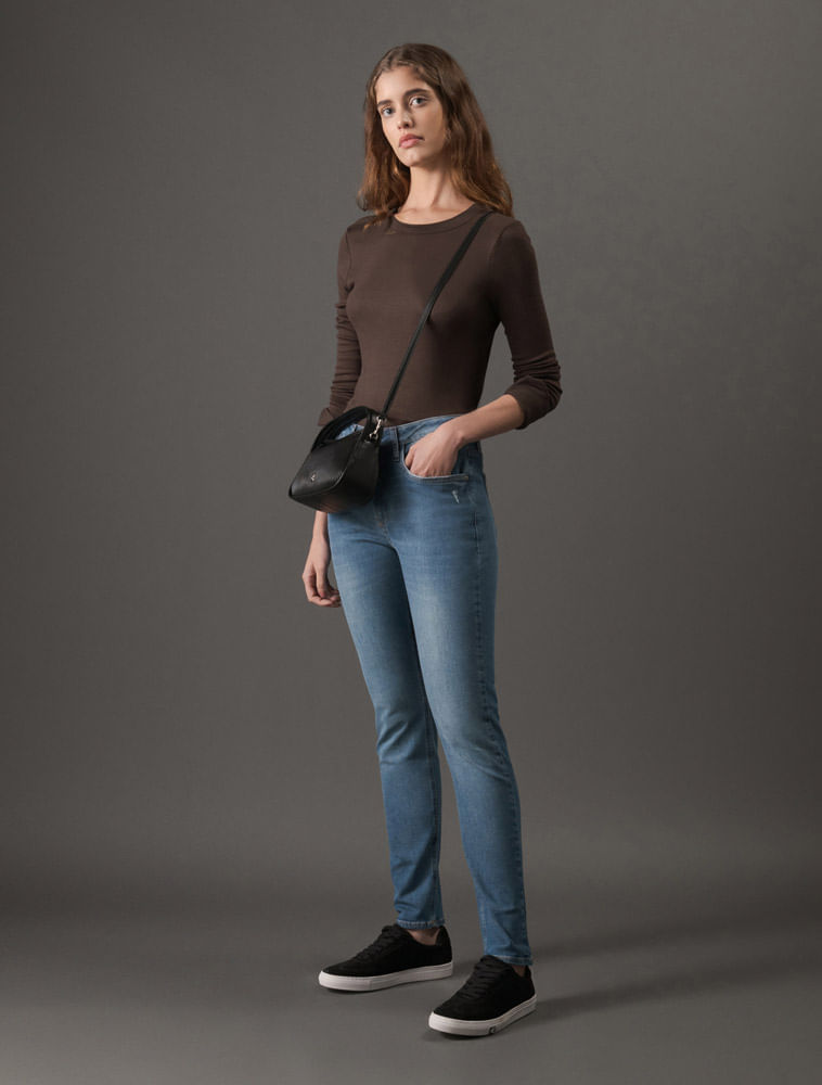 CF5OC01BL811_0780_3-BLUSA-ML-CKJ-FEM-RIB-DETALHE-MALHA