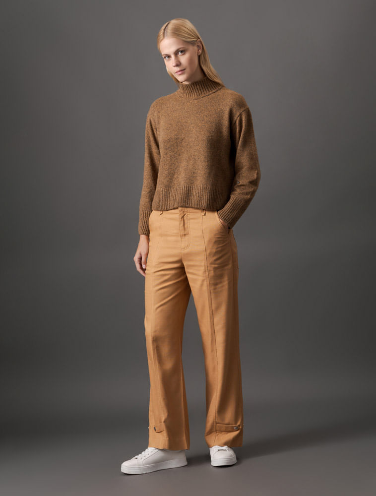 CF5OW04WR288_0749_3-TRICOT-GOLA-ALTA-FENDA-LATERAL