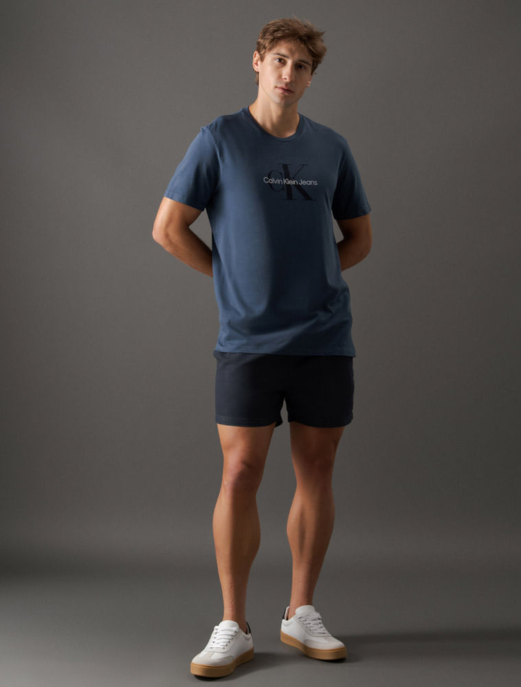 CKJM121H_0586_3-CAMISETA-MC-CKJ-MASC-RE-ISSUE