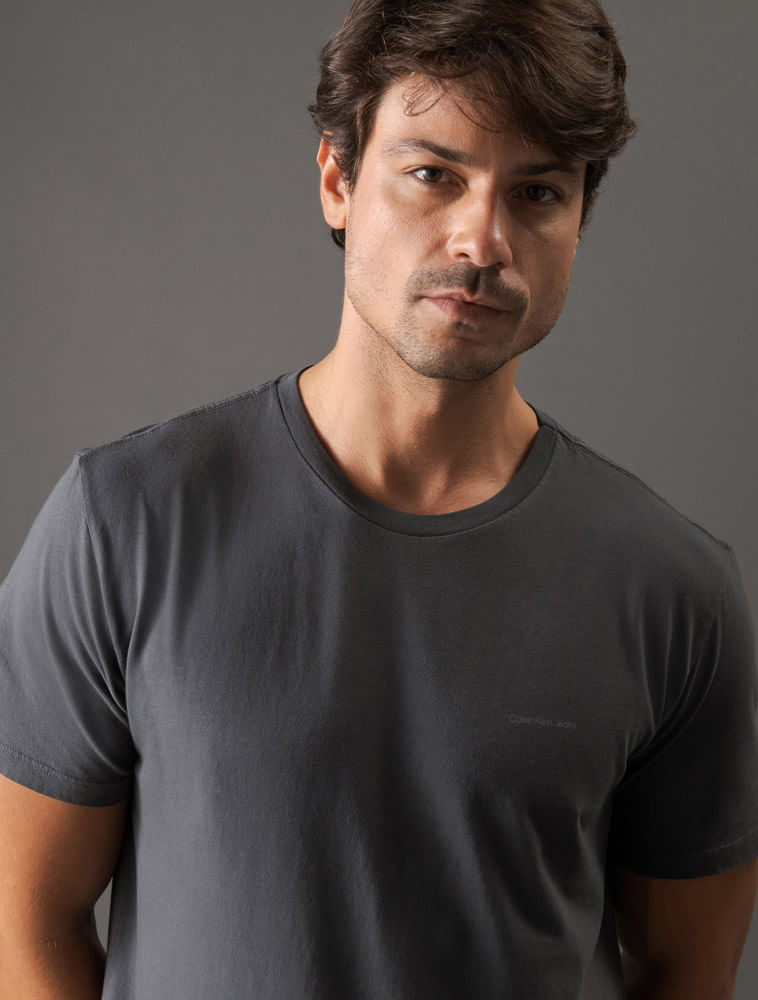 CKJM101H_0984_4-CAMISETA-MC-CKJ-MASC-LOGO-BASICO-PEITO