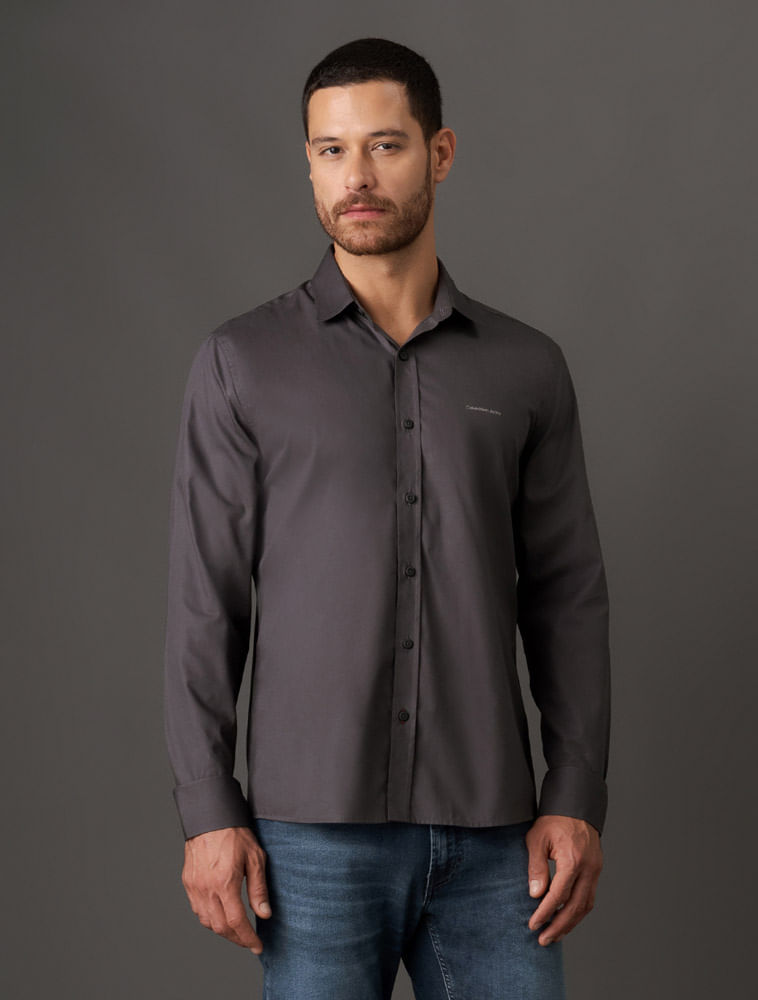 CKJM901H_0984_1-CAMISA-ML-REG-LISA-BASICA-LOGO-NO-PEITO