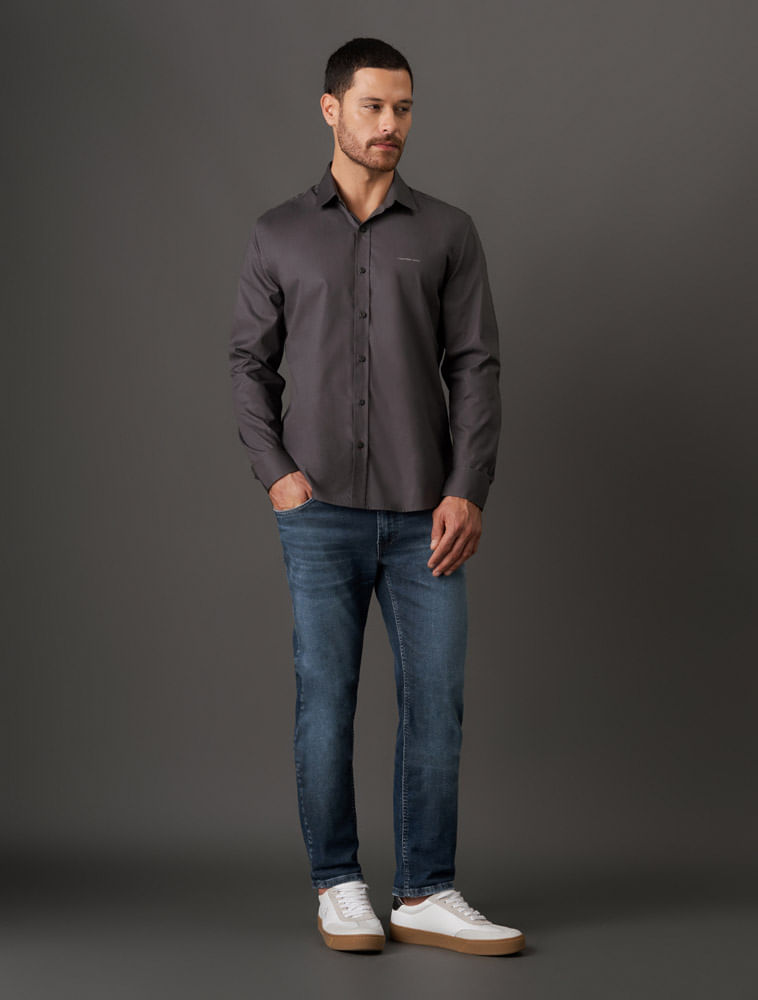 CKJM901H_0984_3-CAMISA-ML-REG-LISA-BASICA-LOGO-NO-PEITO