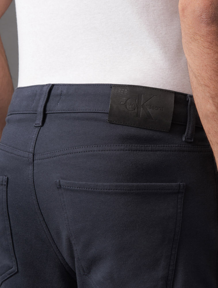 CM5OC10CP153_0598_4-CALCA-CKJ-5-POCKETS-SLIM