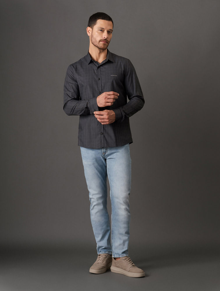 CM5OC11JS564_0505_3-CALCA-JEANS-SLIM-5-POCKETS-FILI-EMBOSSED