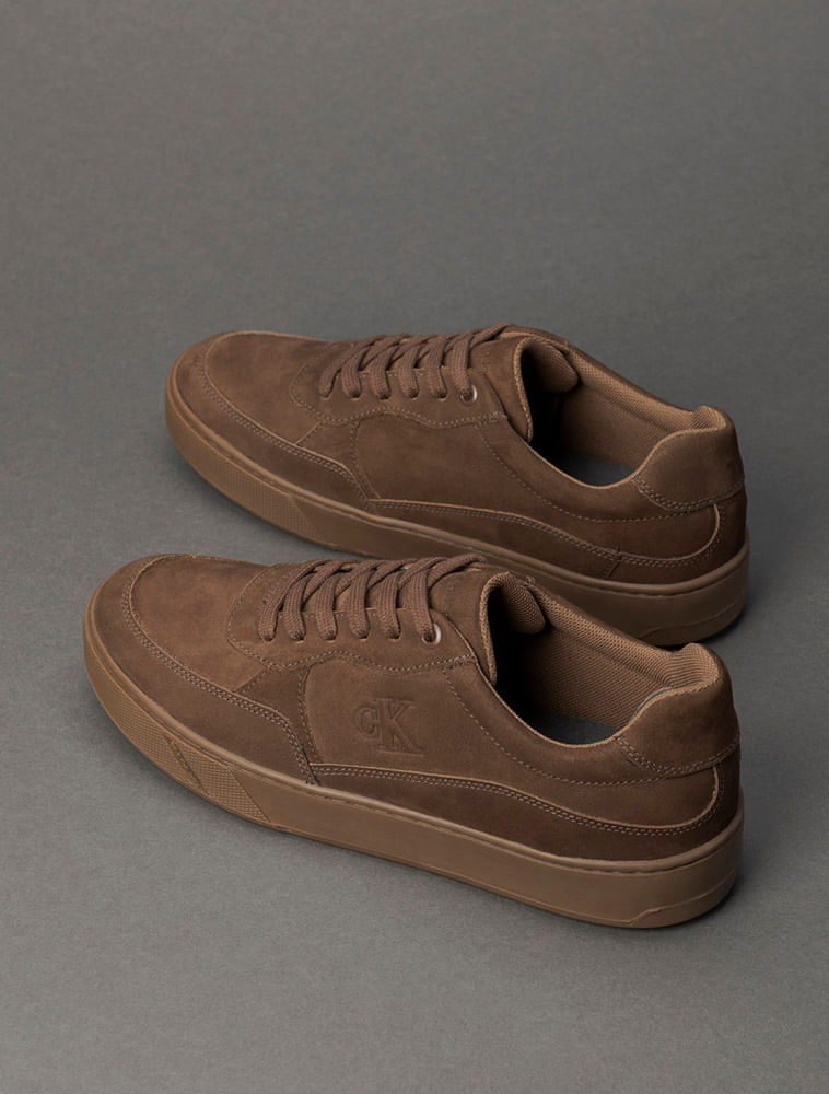 CM5OC43TE547_0769_3-TENIS-CKJ-PALITO-SIDE-CK-NOBUCK
