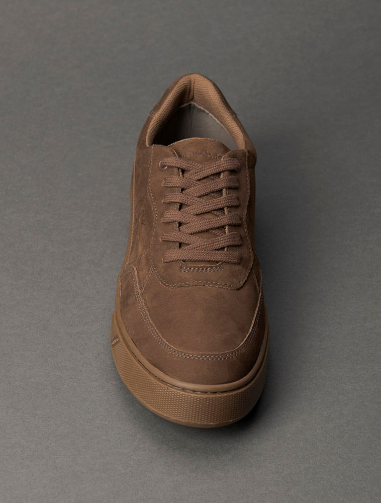 CM5OC43TE547_0769_4-TENIS-CKJ-PALITO-SIDE-CK-NOBUCK