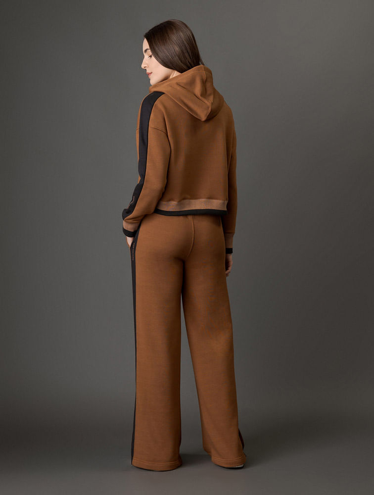 CF5OC01CC366_0769_2-CASACO-CKJ-FEM-MOLETOM-CONTRASTE