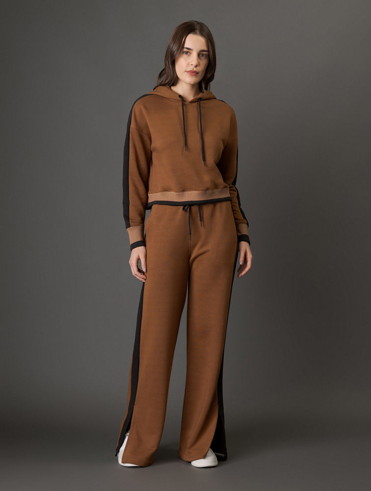 CF5OC01CC366_0769_3-CASACO-CKJ-FEM-MOLETOM-CONTRASTE
