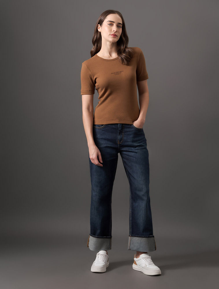 CF5OC01BS384_0769_3-CAMISETA-MC-CKJ-FEM-RIB-RELEVO-FOIL