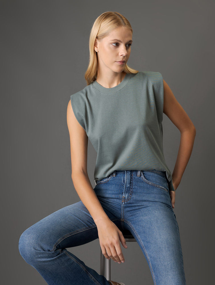 CF5OC11JF109_0585_5-CALCA-JEANS-FLARE-5-POCKETS