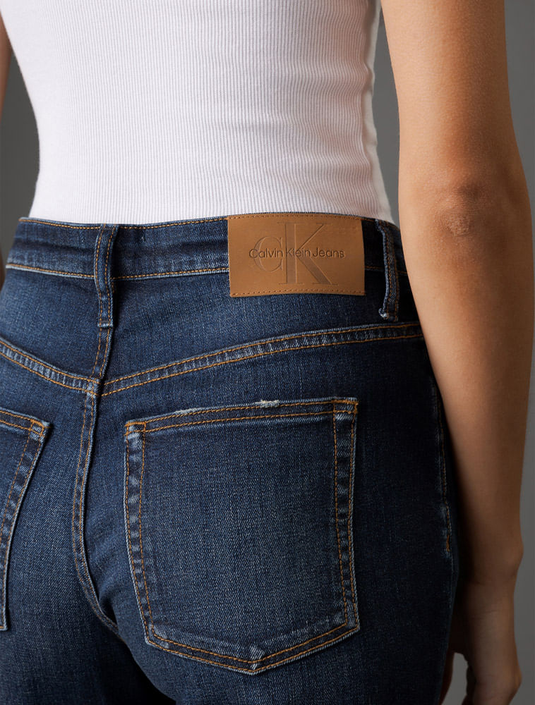 CF5OC11JG613_0598_4-CALCA-JEANS-STRAIGHT-BARRAS-DOBRADAS