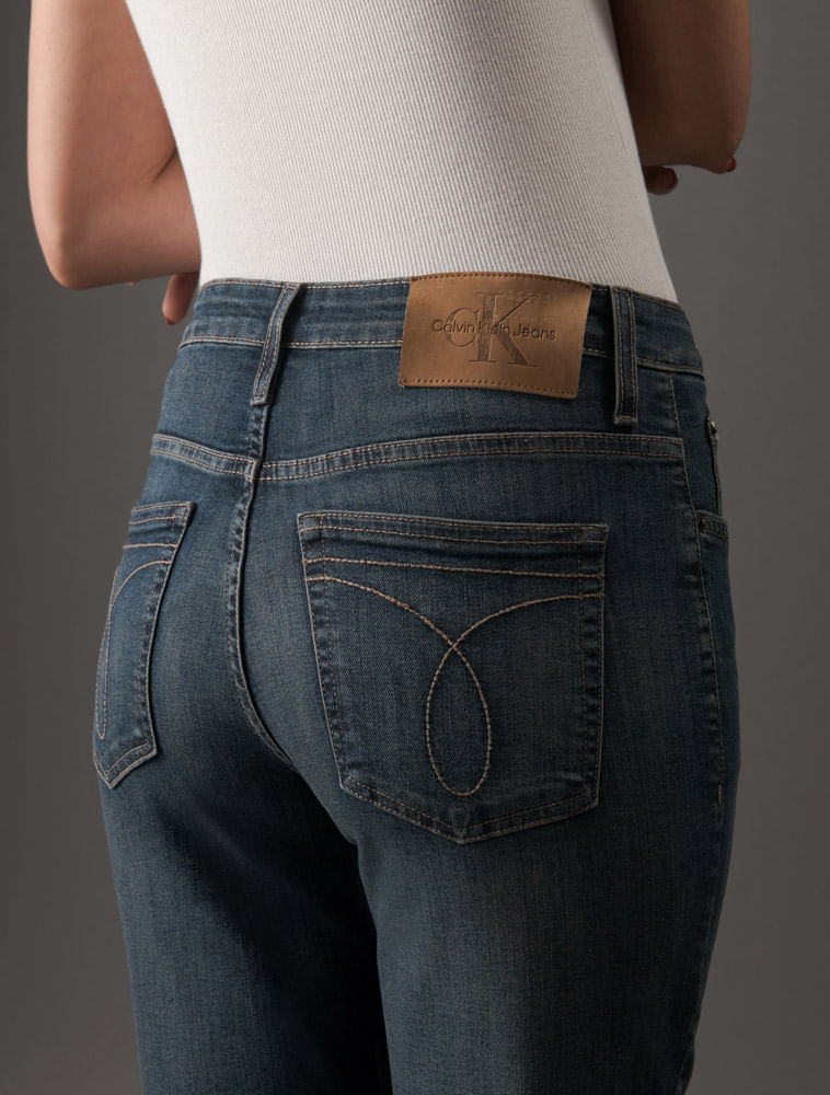 CF5OC11JS558_0598_4-CALCA-JEANS-SLIM-BARRAS-DESFEITAS