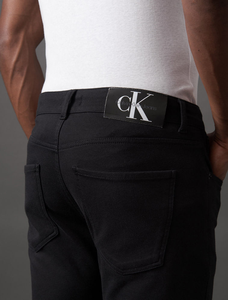 CM5OC10CP143_0987_4-CALCA-CKJ-5-POCKETS-MOLETOM