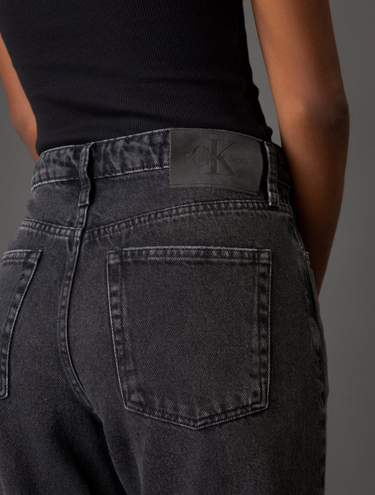 CF5OS11JM076_0987_4-CALCA-JEANS-MOM-5-POCKETS