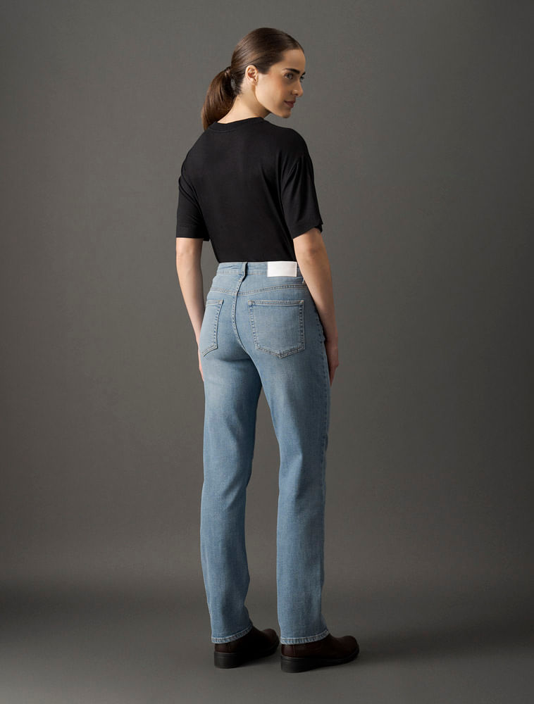 CF5OW11JG600_0505_2-CALCA-JEANS-STRAIGHT-5-POCKETS
