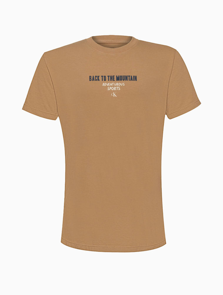 CJ5OJ01TC737_0749_1-CAMISETA-MC-CKJ-BOY-BACK-TO-THE-MOUNTAIN