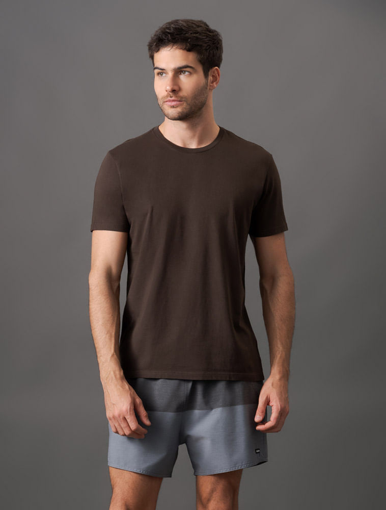 CKSWM100H_0780_1-CAMISETA-MC-SWIMWEAR-MASC-LOGO-COSTAS