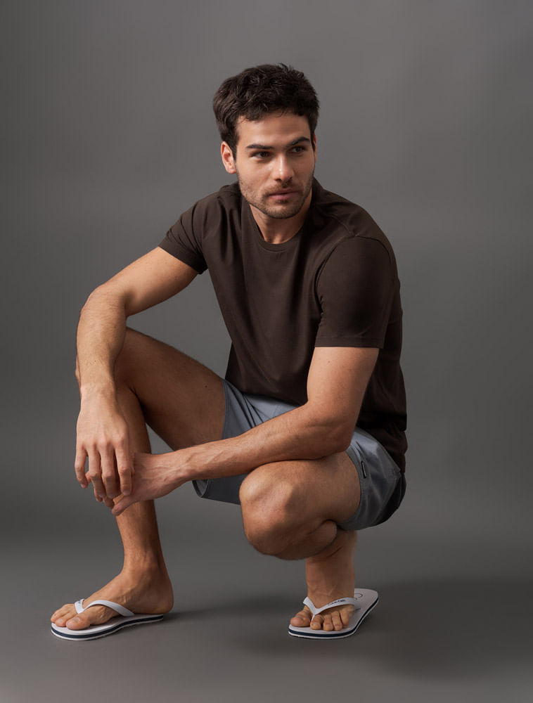 CKSWM100H_0780_5-CAMISETA-MC-SWIMWEAR-MASC-LOGO-COSTAS