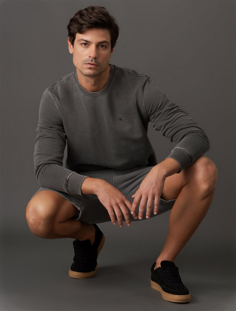 CM5OC01CC356_0984_5-MOLETOM-CKJ-MASC-LOGO-MONOGRAM-PIGMENTO