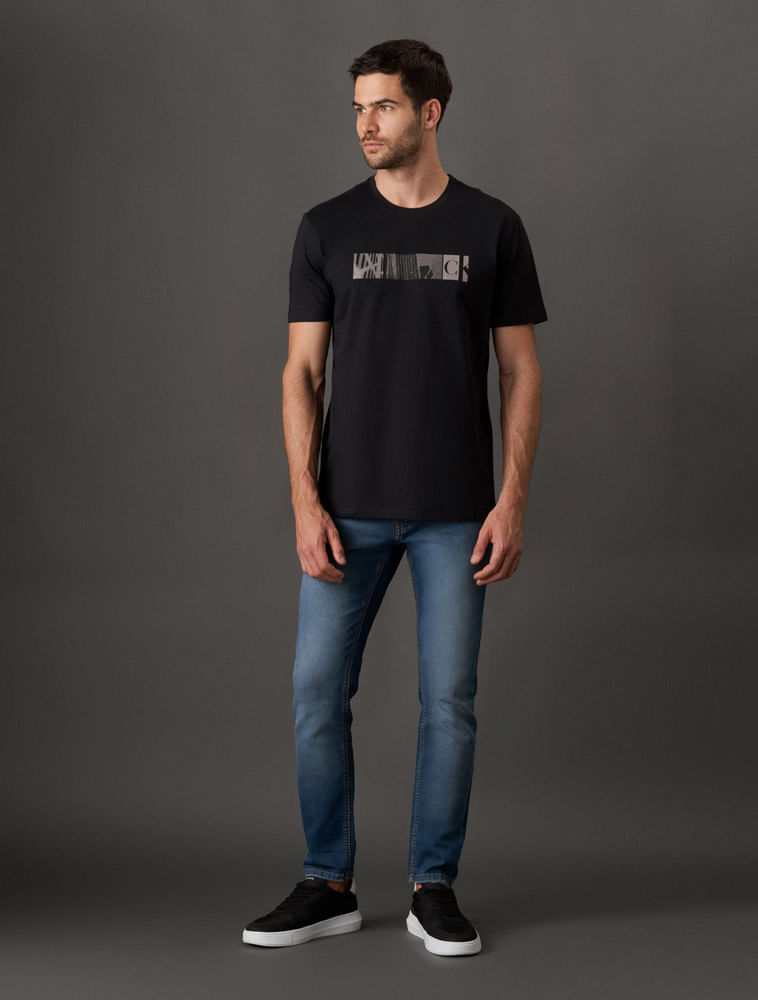 CM5OC01TC691_0987_3-CAMISETA-MC-CKJ-MASC-CITY-FRAMES