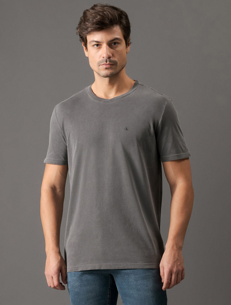 CM5OC01TC712_0984_1-CAMISETA-MC-CKJ-LOGO-MONOGRAM-PIGMENTO