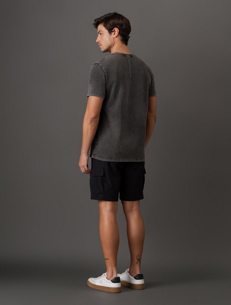 CM5OC01TC720_0984_2-CAMISETA-MC-CKJ-FADING-OVER-THE-EDGE