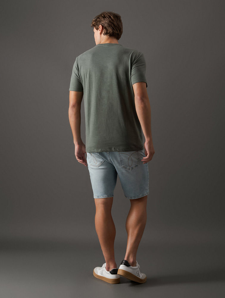CM5OC01TC723_0615_2-CAMISETA-MC-CKJ-MASC-FLAME-COM-ETIQUETA