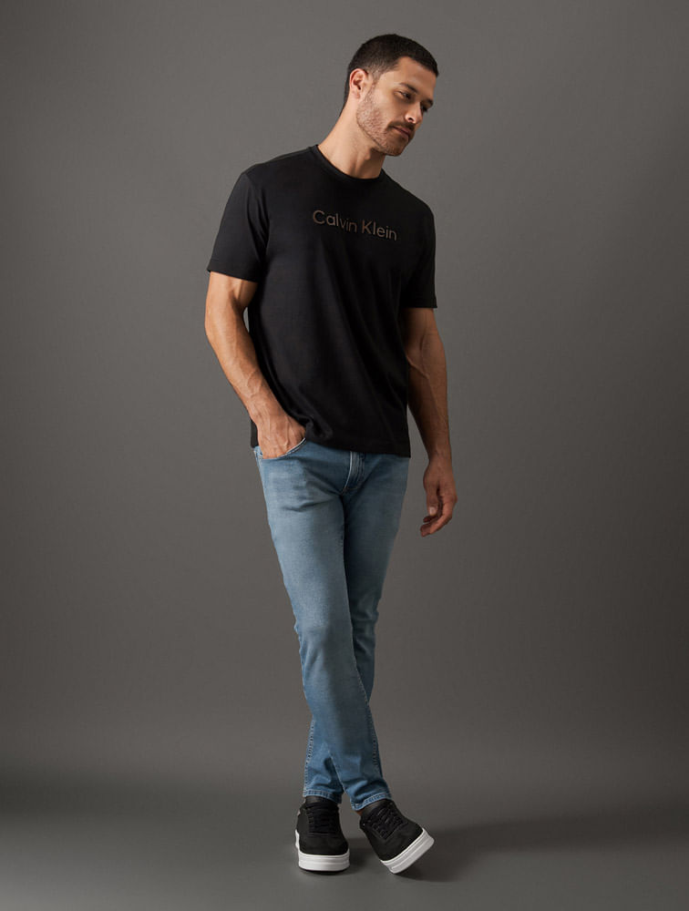 CM5OW01TC779_0987_3-CAMISETA-MC-CK-MASC-EMBOSSED-COLOR