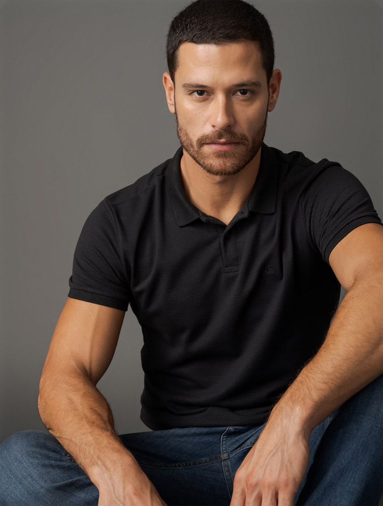 CM5OW02PS750_0987_5-POLO-MC-CK-MASC-MALHA-TEXTURA