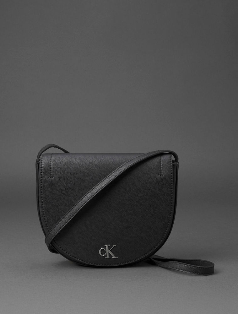 K60K612718_0987_1-BOLSA-CKJ--TRANSVERSAL-LOGO-CENTRAL