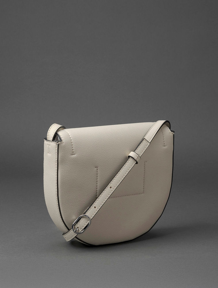 K60K612718_0111_2-BOLSA-CKJ--TRANSVERSAL-LOGO-CENTRAL
