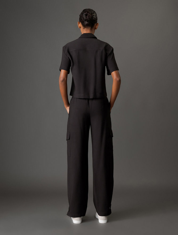 Calça Feminina Cargo com Patch Calvin Klein Jeans Calvin Klein