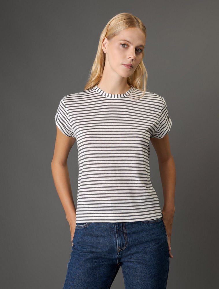CF5OC01BC227_0966_1-BLUSA-MC-CKJ-FEM-LISTRADA