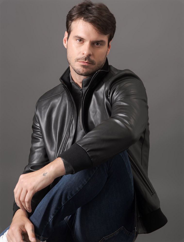 CME91399_0987_5-JAQUETA-CKJ-PU-BOMBER