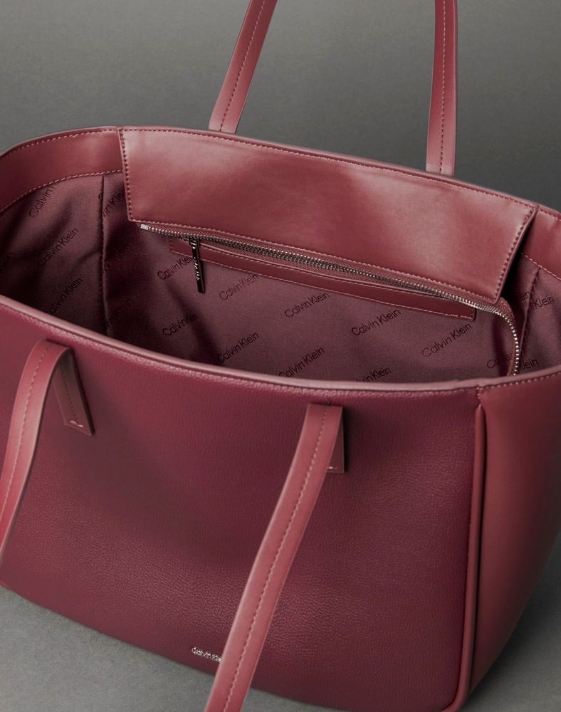 K60K612523_0895_3-BOLSA-CK-REFINE-MEDIA-SHOPPER